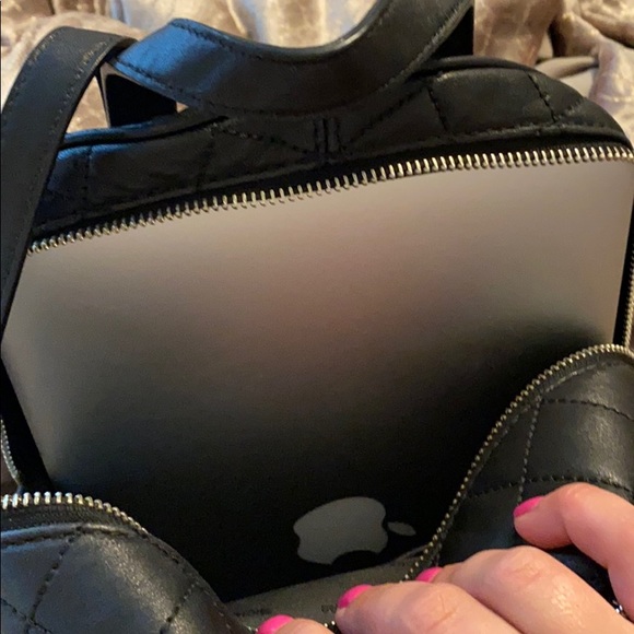 Michael Kors Backpack with rabbit fur Like new - Picture 8 of 8